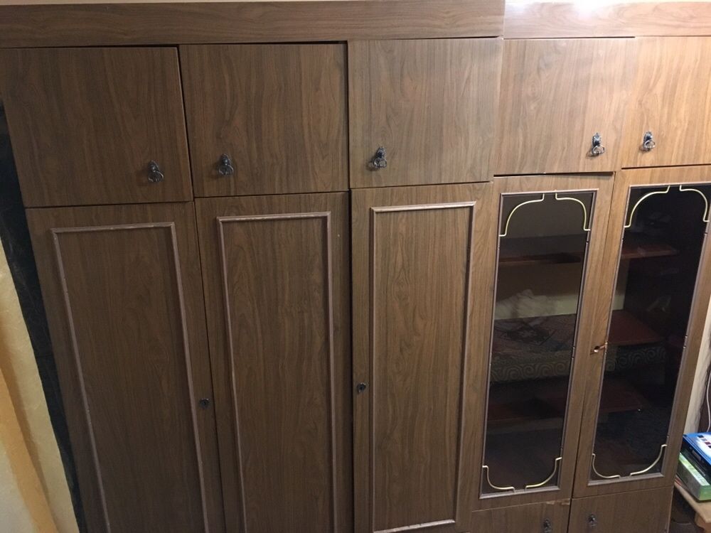 Продам шкаф с полками, для одежды