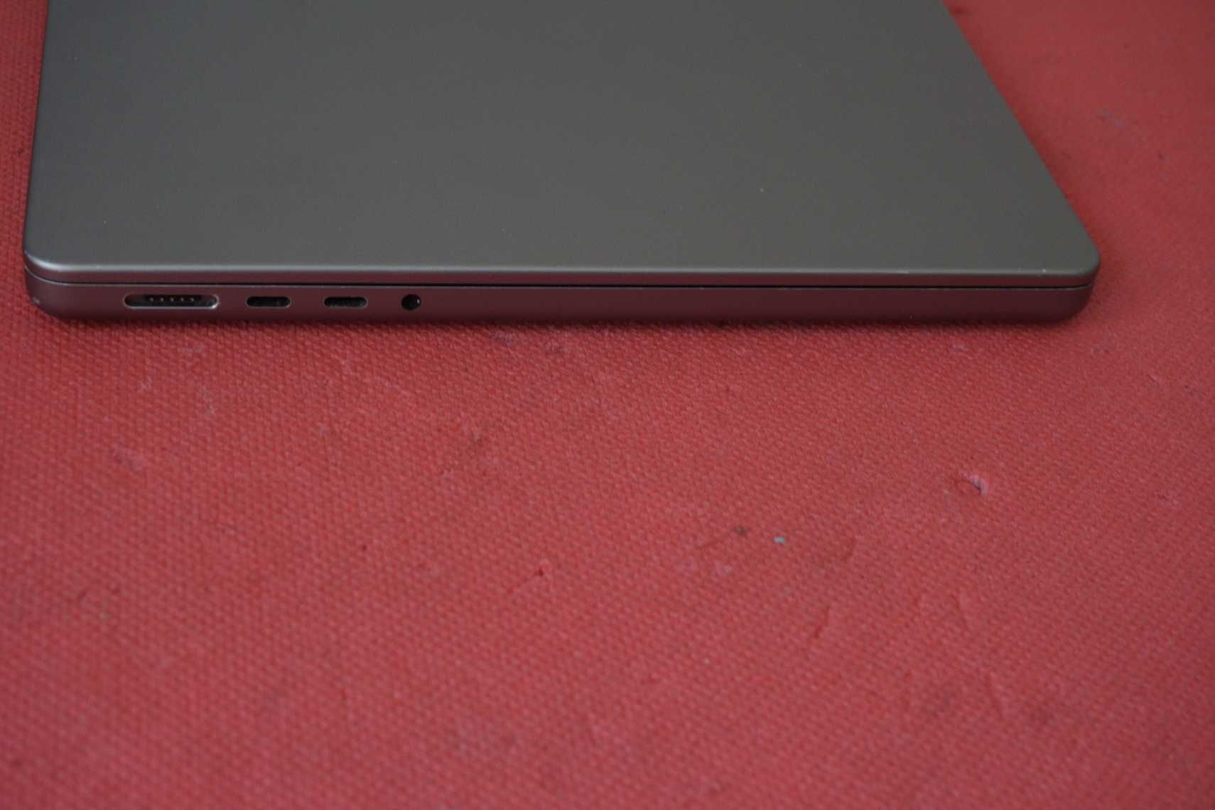 Лаптоп Apple Macbook Pro 14 2021 a2442 -M1 Pro/16GB RAM/512GB/86% Batt