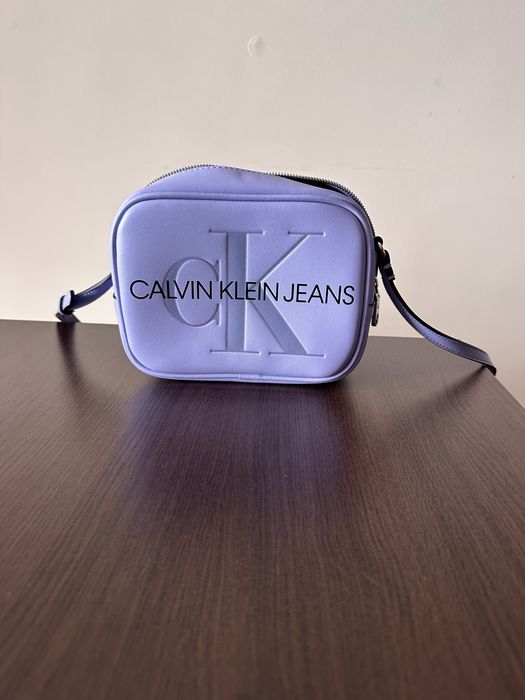 Дамска чанта Calvin Klein