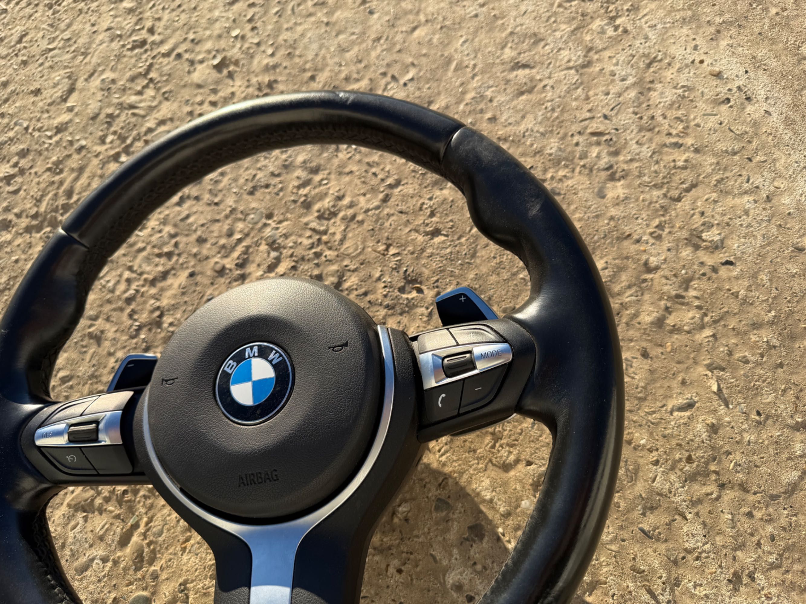 Volan M cu padele Bmw F15 F16 F30 F20 X1 X2 X3 X4 X5 X6 Seria 1,2,3,4