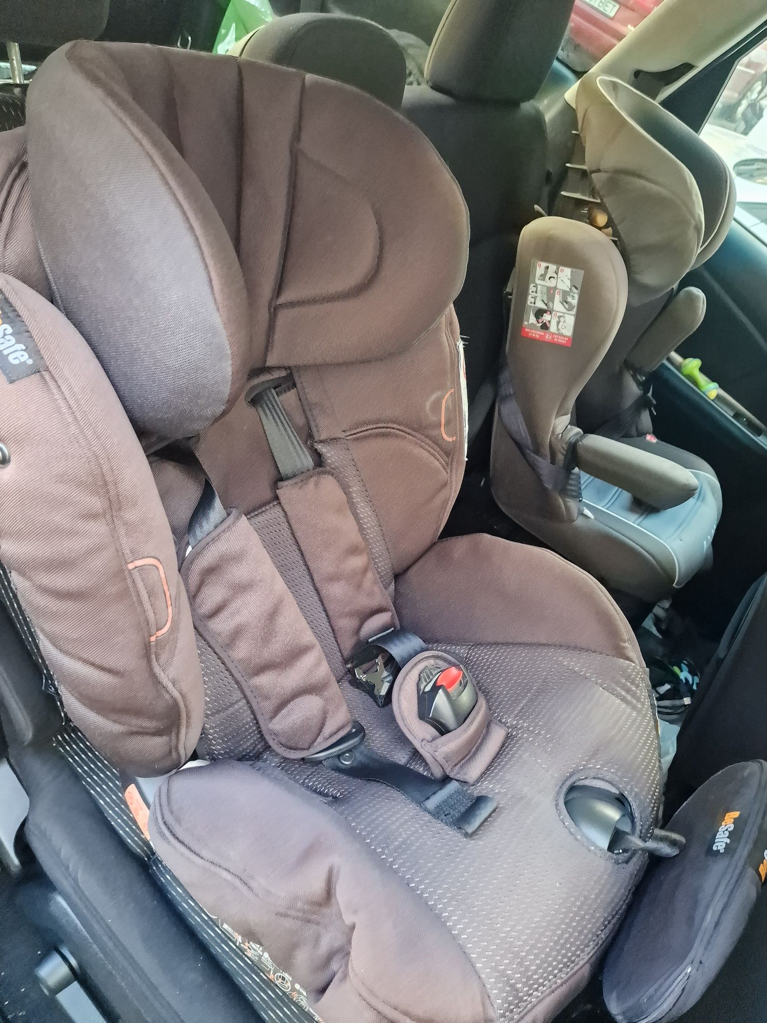 Scaun auto BeSafe Izi Combi X4 Isofix