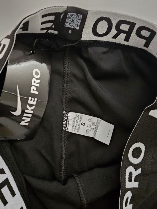 Спортен клин Nike S-размер