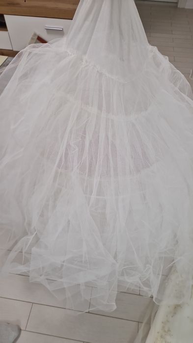 Rochie de mireasa Mirandi Ivory S/M cu voal si crinolina