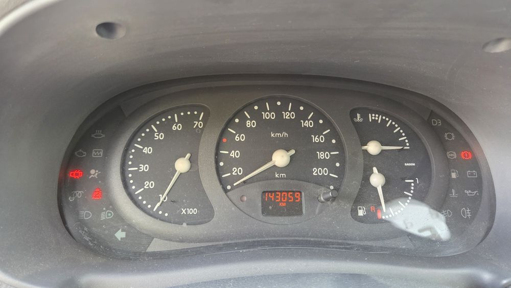 Renault Clio 1.6 Mpi Automat