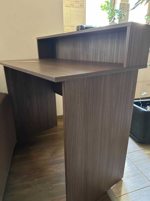 Vând birou (făcut la comandă)