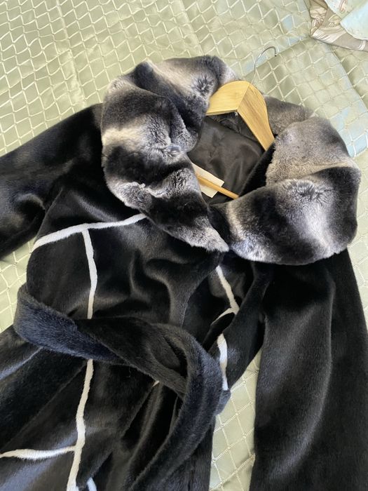 Шуба почти новая кролик