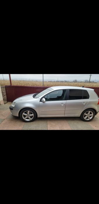 Vw Golf 5 - 2008 - 140 cp