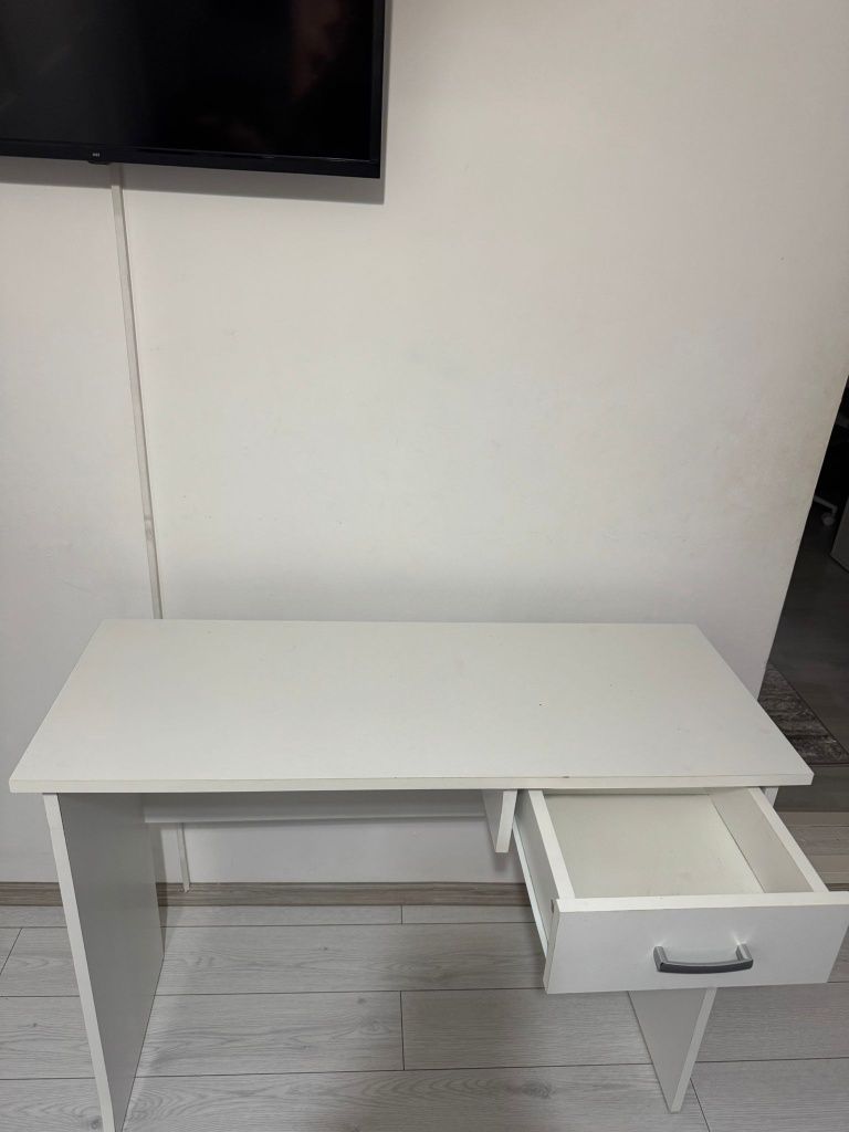 Birou tip IKea/Jisk pt copii