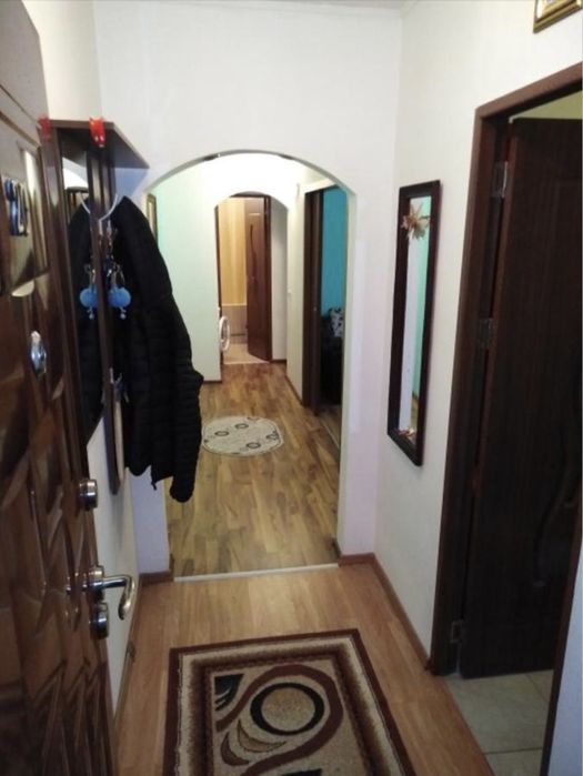 Inchiriez 1 camera (apartament 2 cam.) - Caut coleg apartament