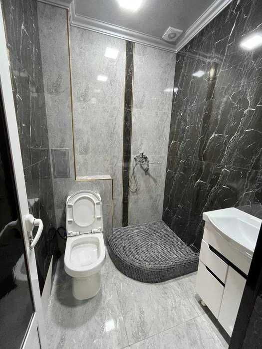 Продается офис, в центре города. 71 м2