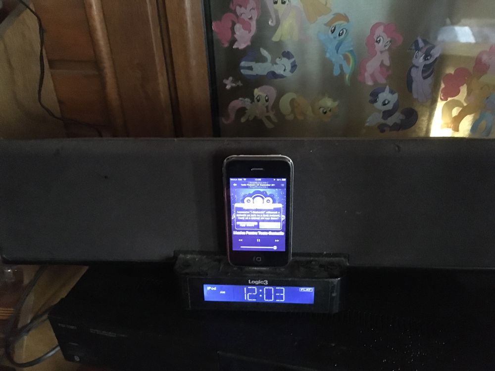 Logic3 i-StationWIS030 iPhone speaker-dock