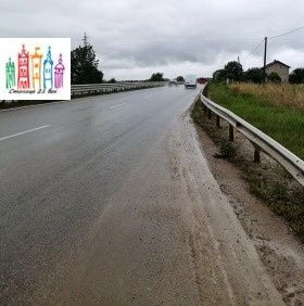 Продавам парцел във Вакарел
