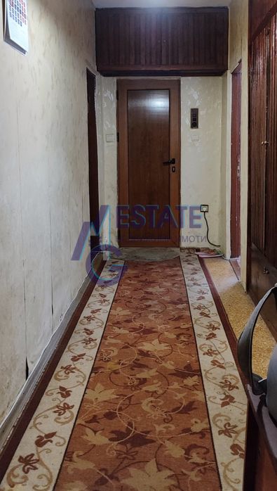 Продава се Тристаен апартамент в Бургас, Славейков - 73 кв.м за 1425 €/кв.м - Снимка #1
