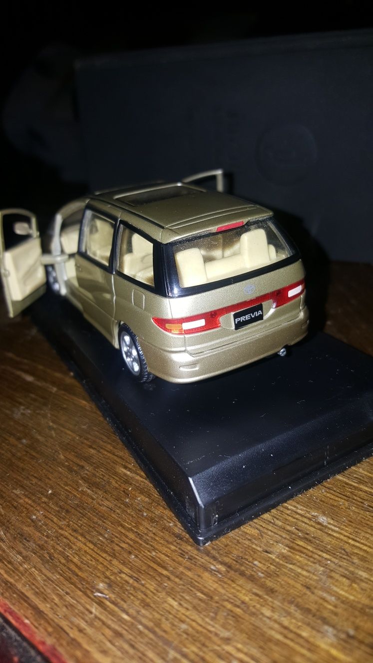 Модельки TOYOTA в масштабе 1/43