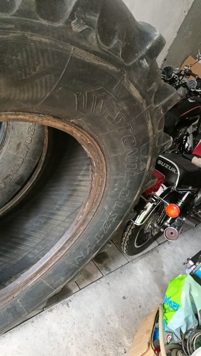 Гуми за трактор 520/70 R34