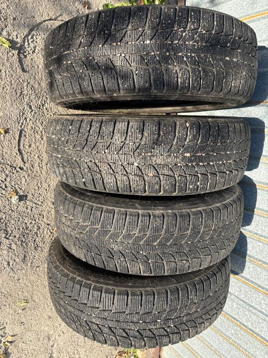 Зимние шины Triangle 185/70 R14