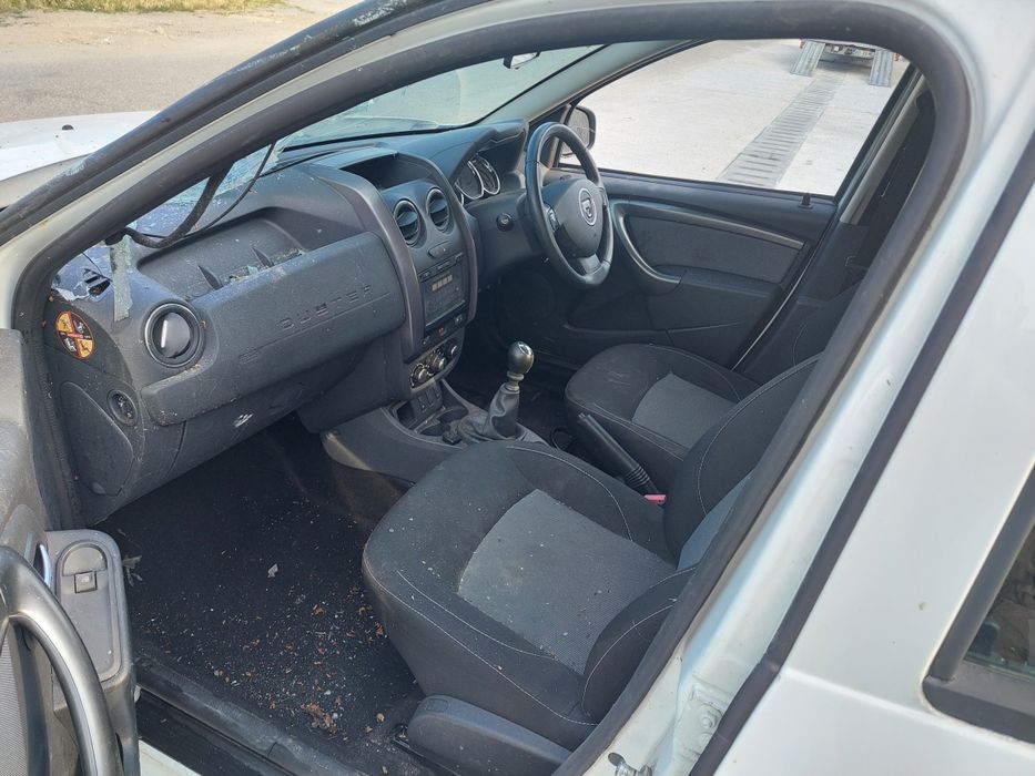 Dezmembrez Dacia Duster 2016 1.5 dci 110 cp euro 6