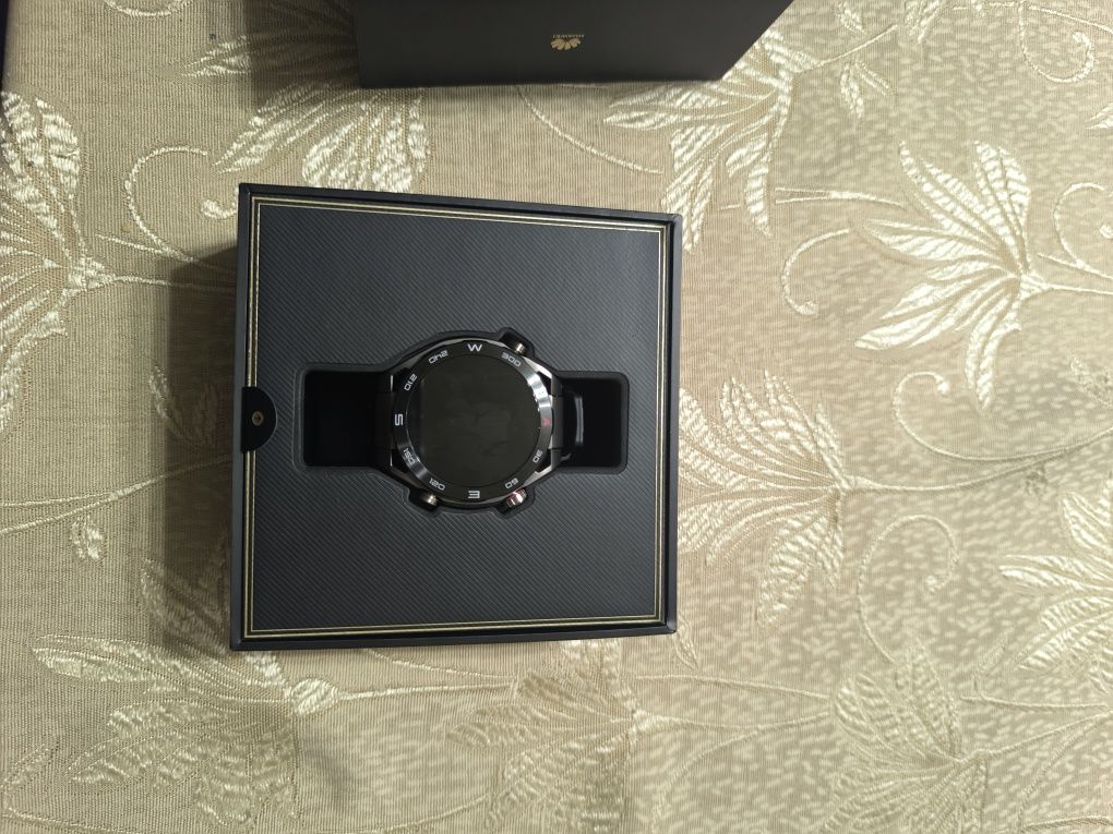 Huawei watch ultimate