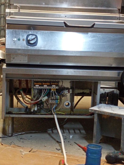 Ремонт столового оборудования промышленные холодильники