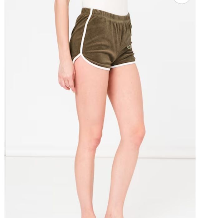 Pantaloni scurti Guess