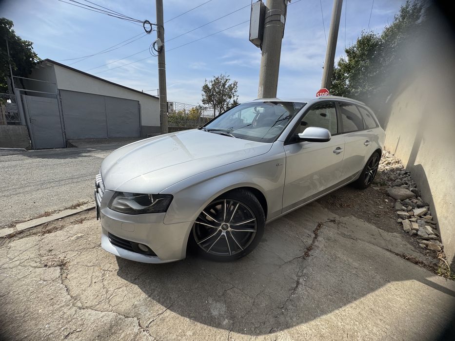 Vand Audi A4 , schimburi cu masini mai noi .