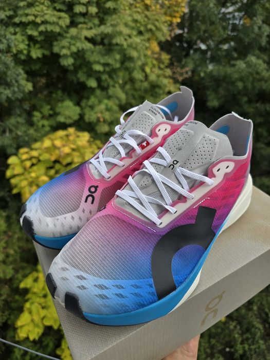 On Running Cloudboom Strike 43 Noi!