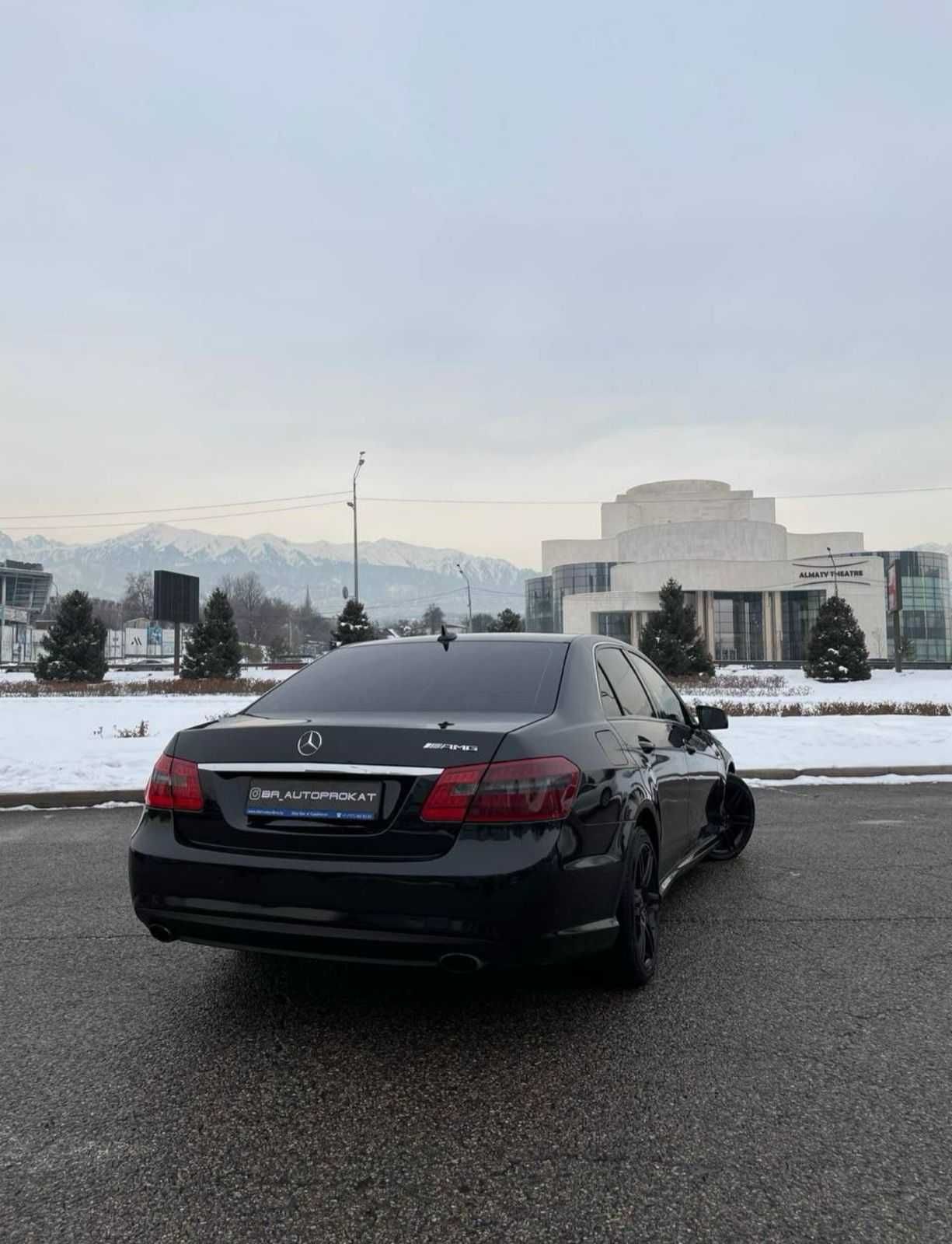 Авто в аренду Без Водителя (Mercedes Benz E200) - 22 000 тг