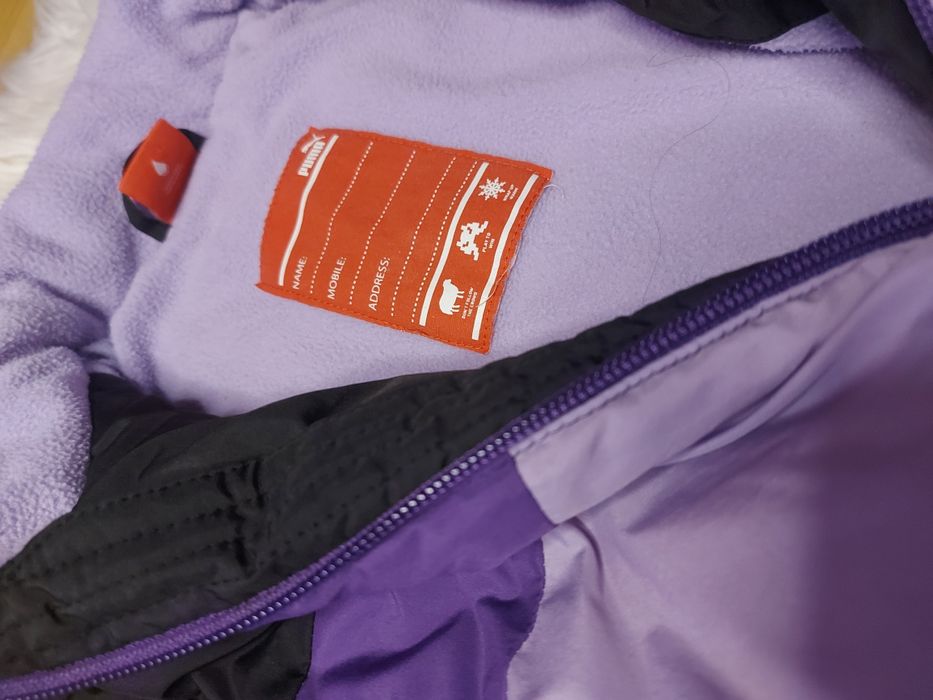 Vând geaca puma mărimea 140