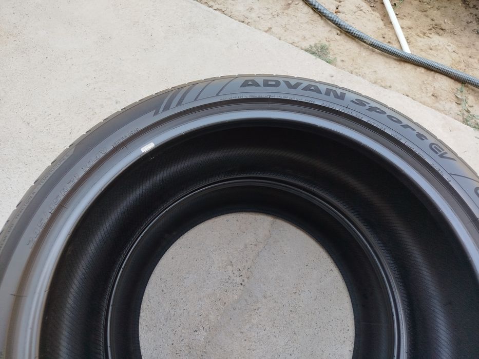 255 45 R21 Shina Yokohama C16 radnoy