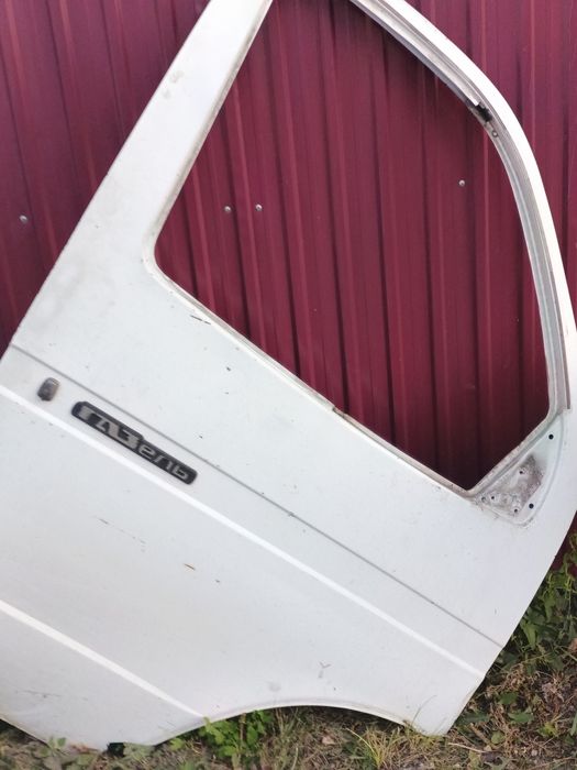 Продам двери на газель