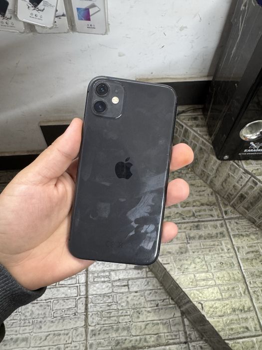 Iphone 11 256гб 80% батарея продам