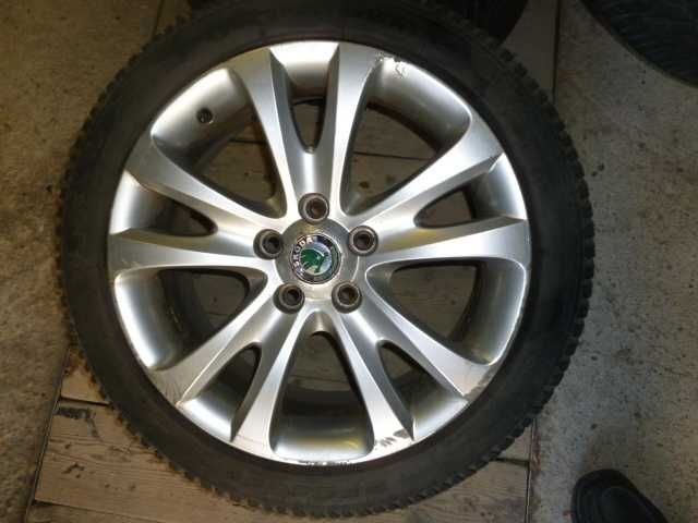 оригинални алуминиевии джанти 17цола за шкода