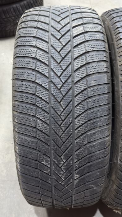 Зимни гуми 235/55/19 Bridgestone dot21