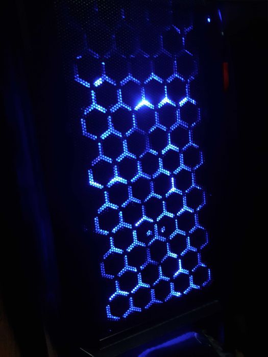 PC Gaming - RX 580 8 GB | Ryzen 5 2600x | 16GB RAM DDR4 | SSD + 2 HDD