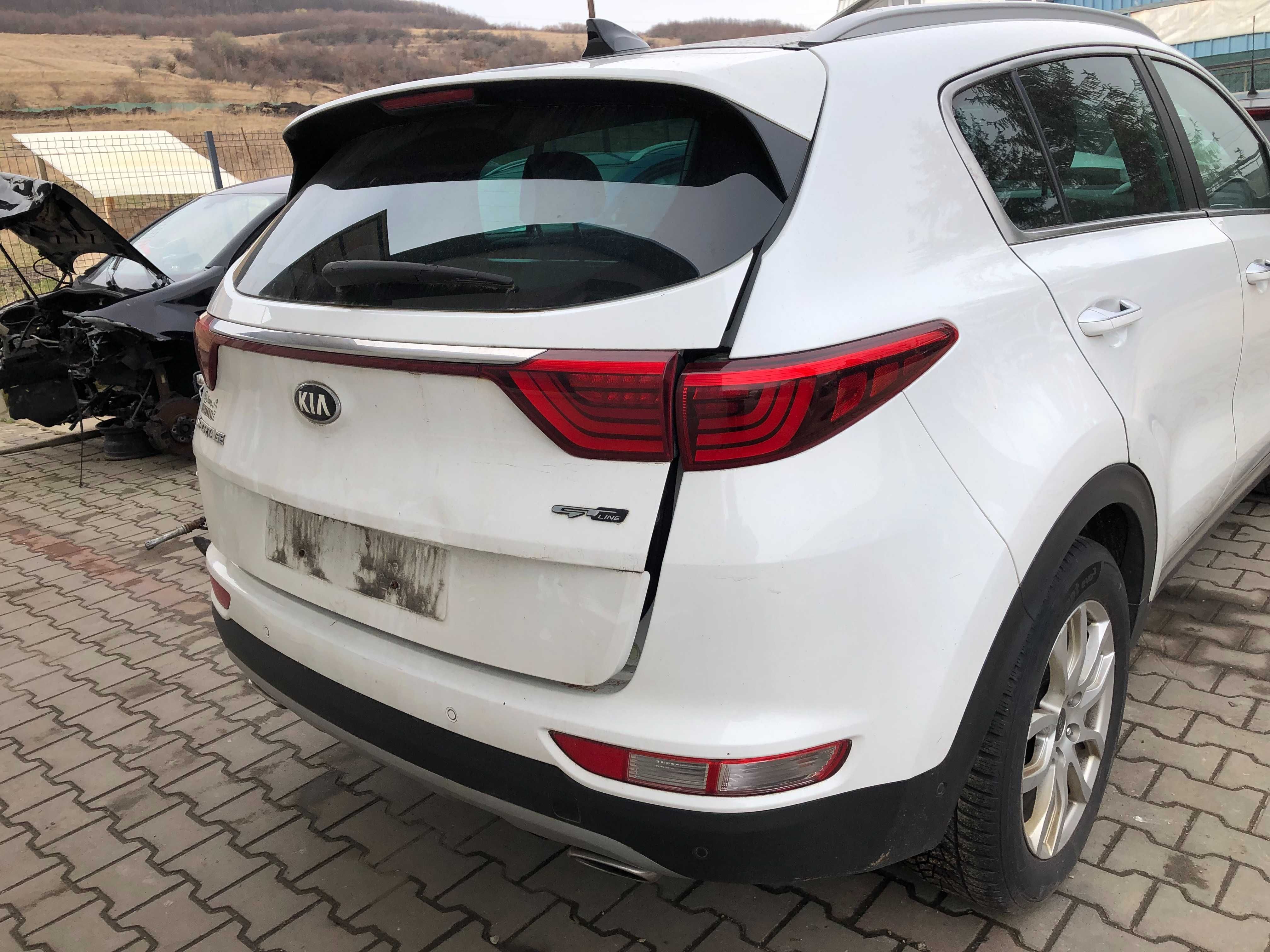 Dezmembrari Kia Sportage 2017 GT-Line 2.0 Diesel 4x4 D4HA Automat 6+1