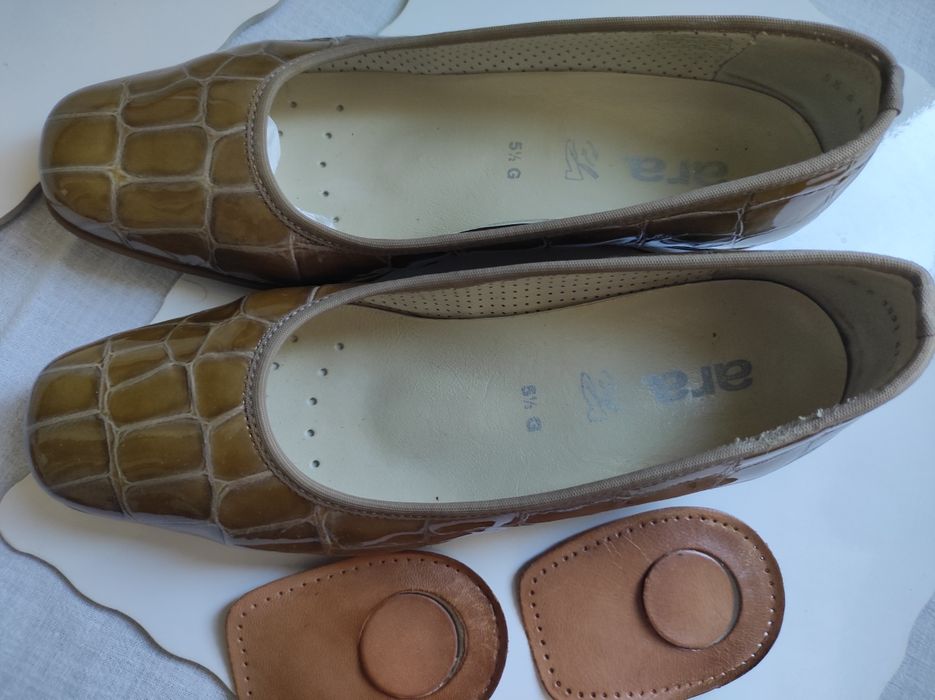 Pantofi piele lacuita dama