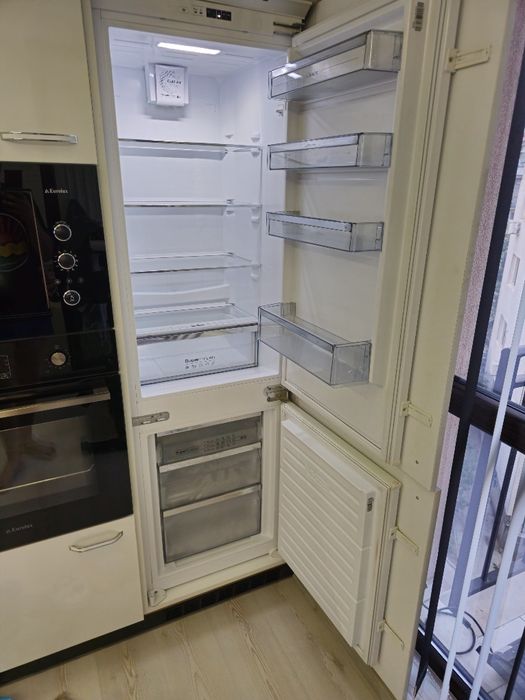 Хладилник за Вграждане EUROLUX