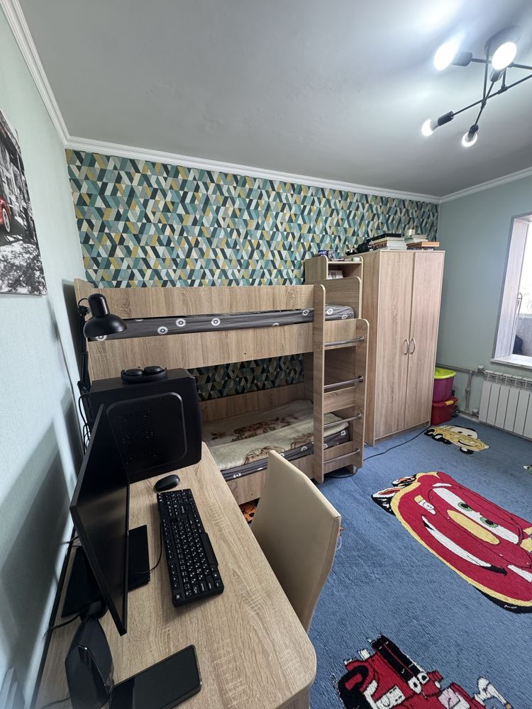 Продам улучшенную 2-х комнатную квартиру в мкр.Мамыр-7