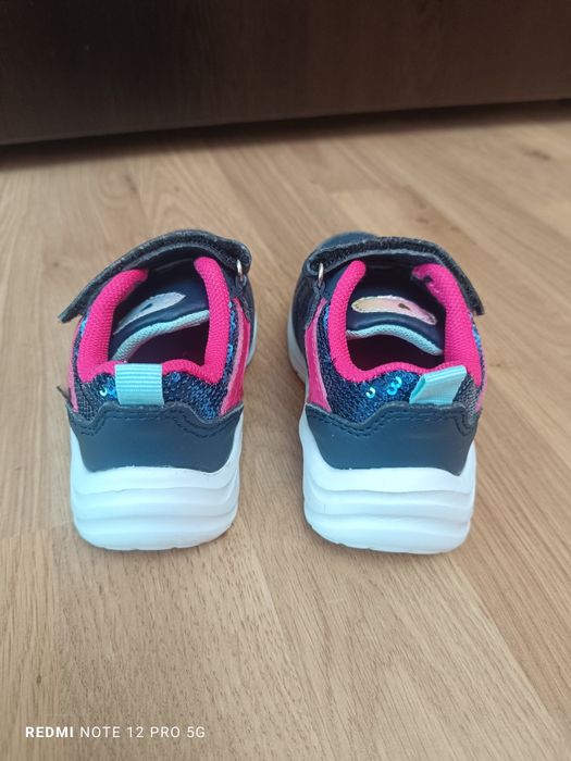 Детски обувки Колев и Колев кожени и маратонки Mat star