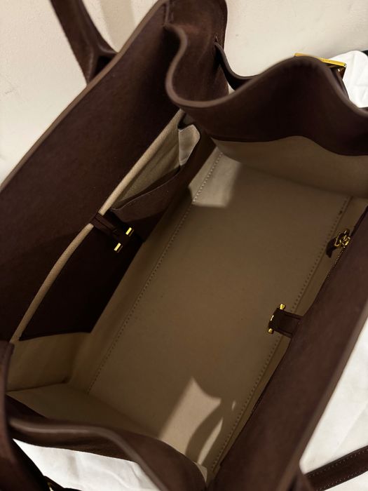 Чанта по модел The Row