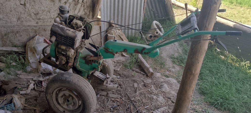 traktor motoblok