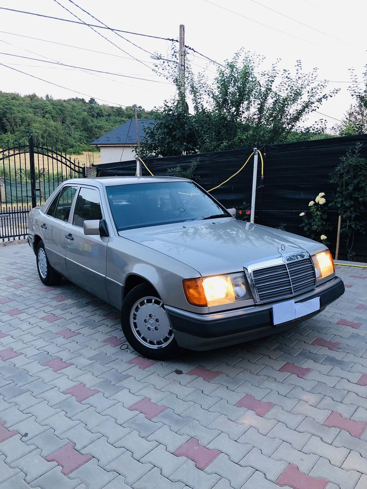 Mercedes Benz 230E 1990