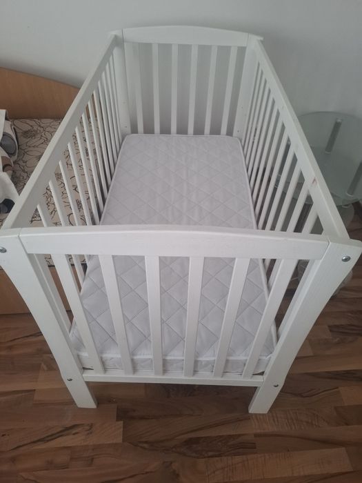 Pat lung bebelusi Mos Ene cu saltea