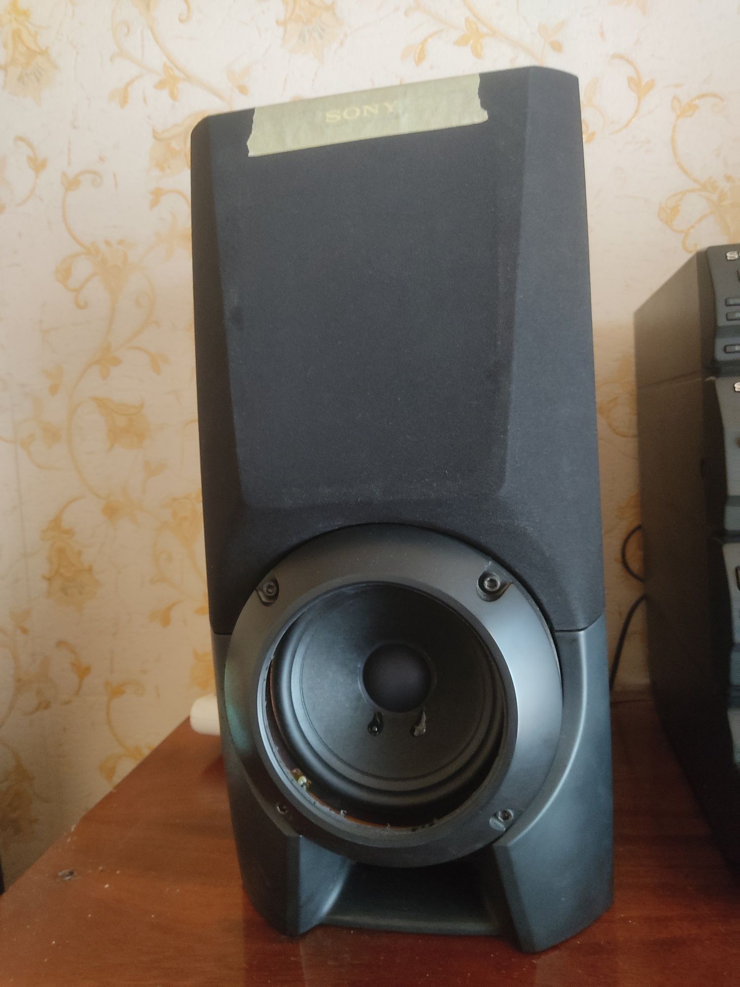 Sony XB 6 hi-fi stereo audio system