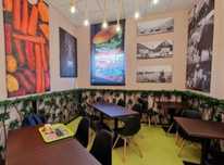 Disponibil mobilier restaurant format din mese, scaune si echipamente
