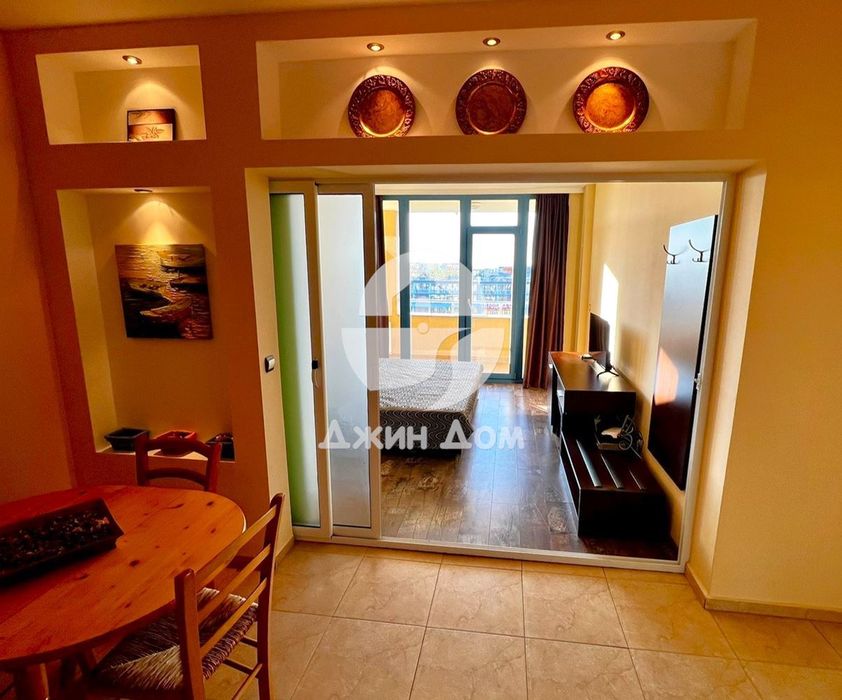 Продава се Двустаен апартамент в к.к. Слънчев бряг - 80 кв.м за 1038 €/кв.м - Снимка #2