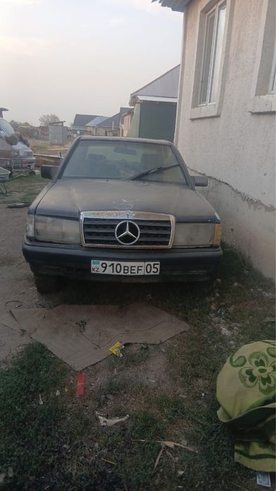 Продам авто Мерседес 190