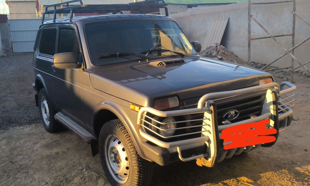 Нива 21214 в Нукус