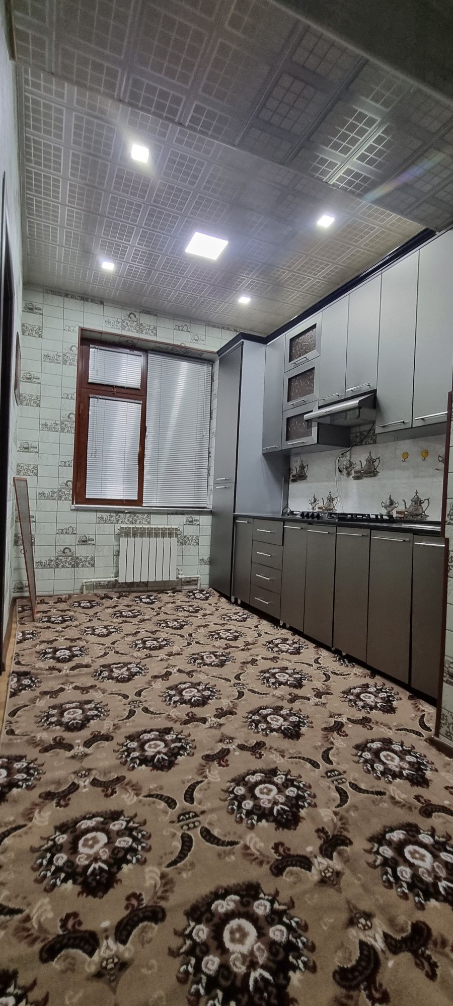 Квартира сотилади