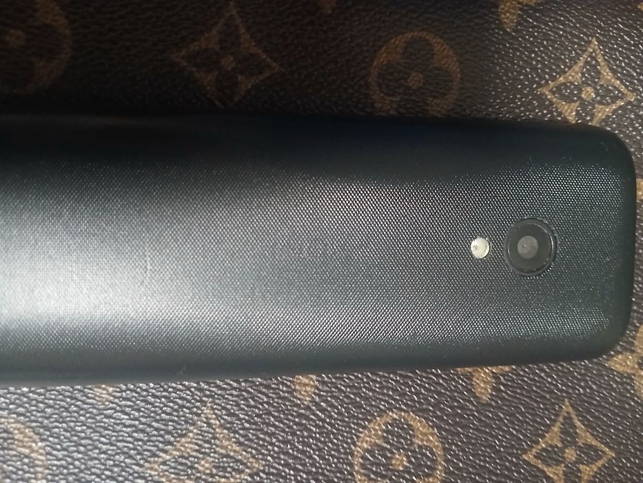 Assalom alekum telefon sotiladi Nokia 150